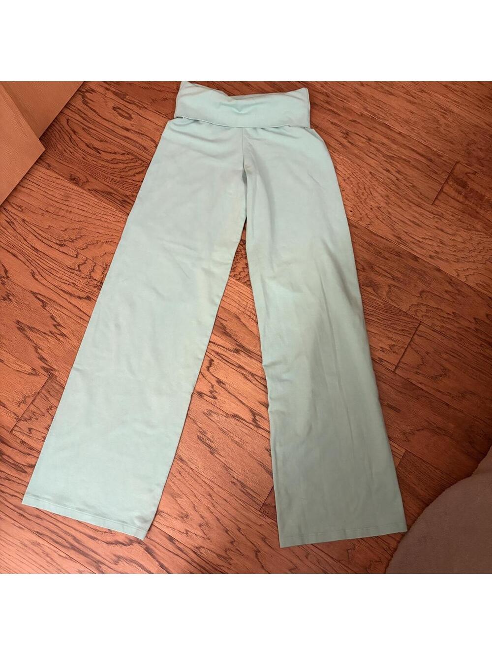 Brandy Melville Women's Green and Blue Trousers